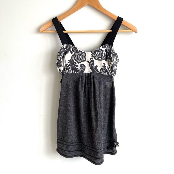 Lululemon Tank Top - Picture 1 of 10